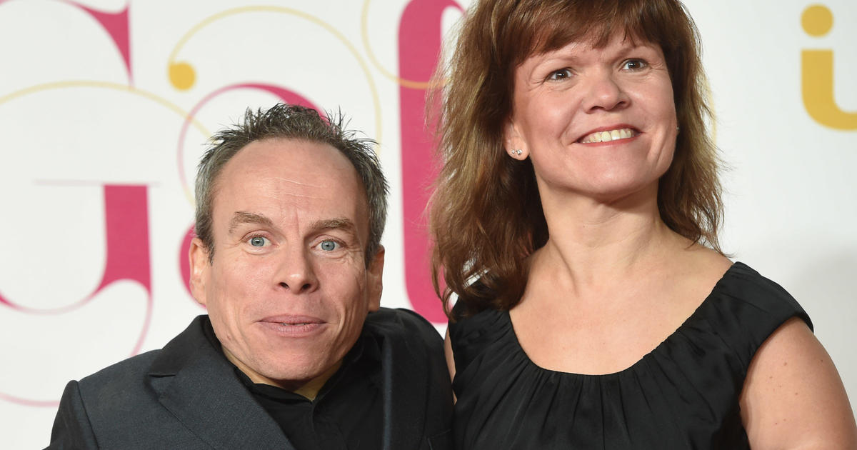 “Harry Potter” actor Warwick Davis mourns the death of his wife, who appeared with him in the franchise's final film