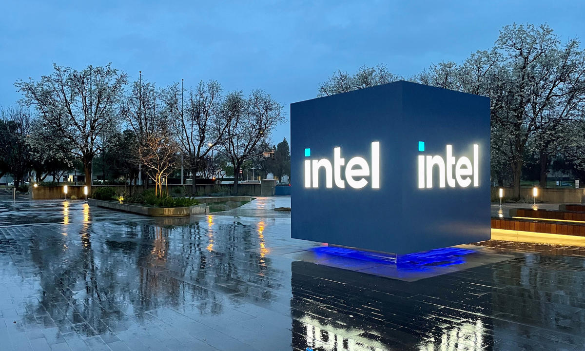 Should You Buy the Dip in Intel Stock?
