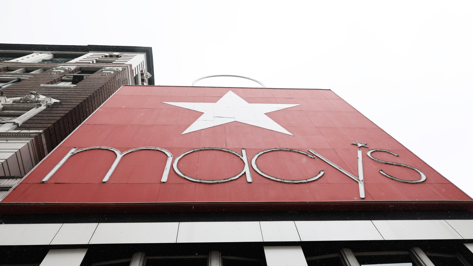 Organized theft ring that targeted Macy's charged in New York