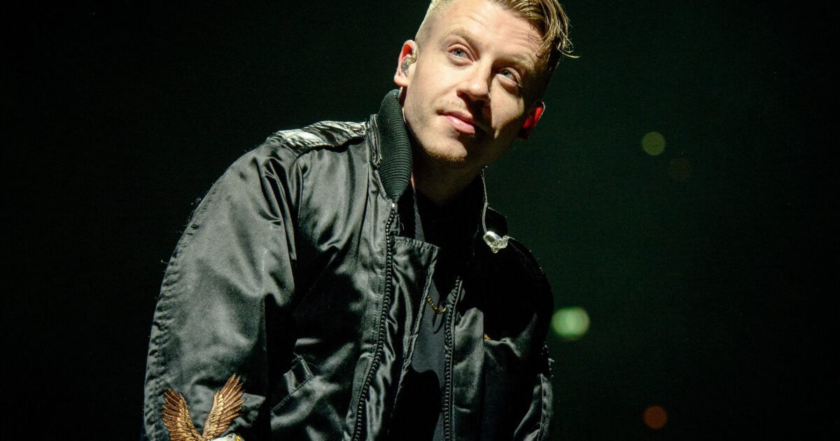 Rapper Macklemore releases pro-Palestine song, criticizes Biden and declares he won't vote for him in upcoming election: "Blood is on your hands, Biden. We can all see it" |  The Gateway Pundit