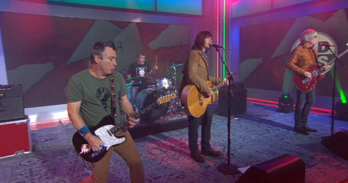 Saturday Sessions: Old 97's performs “Falling Down”.