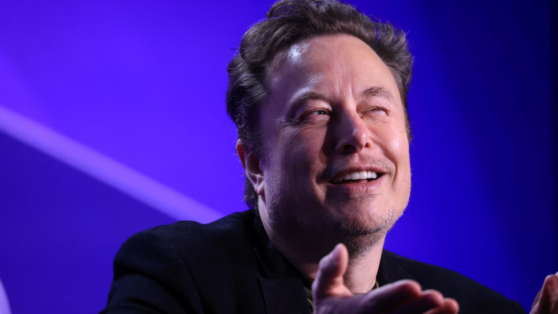 Should Elon Musk be paid $56 billion?  Tesla shareholders are allowed to vote