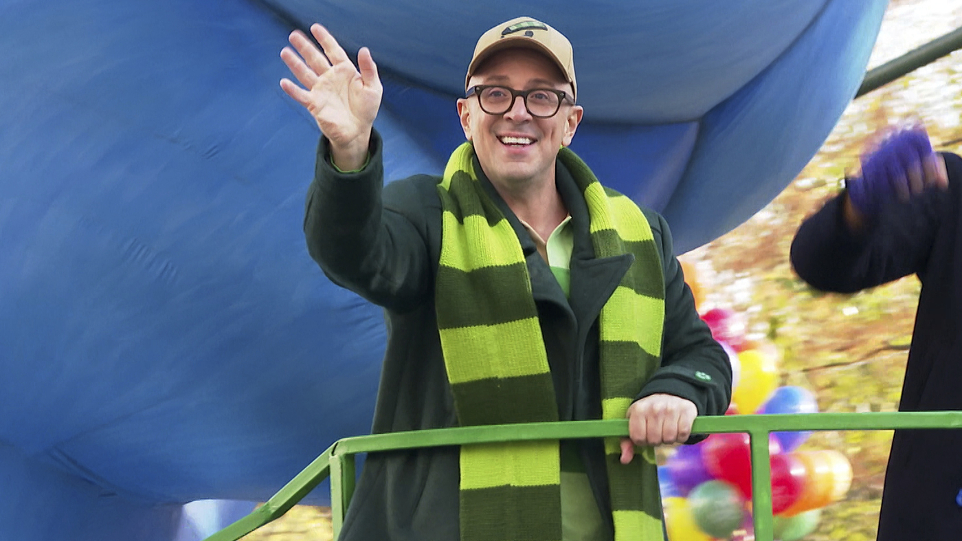 Steve Burns of 'Blue's Clues' meets his first fan at a healthy time: NPR
