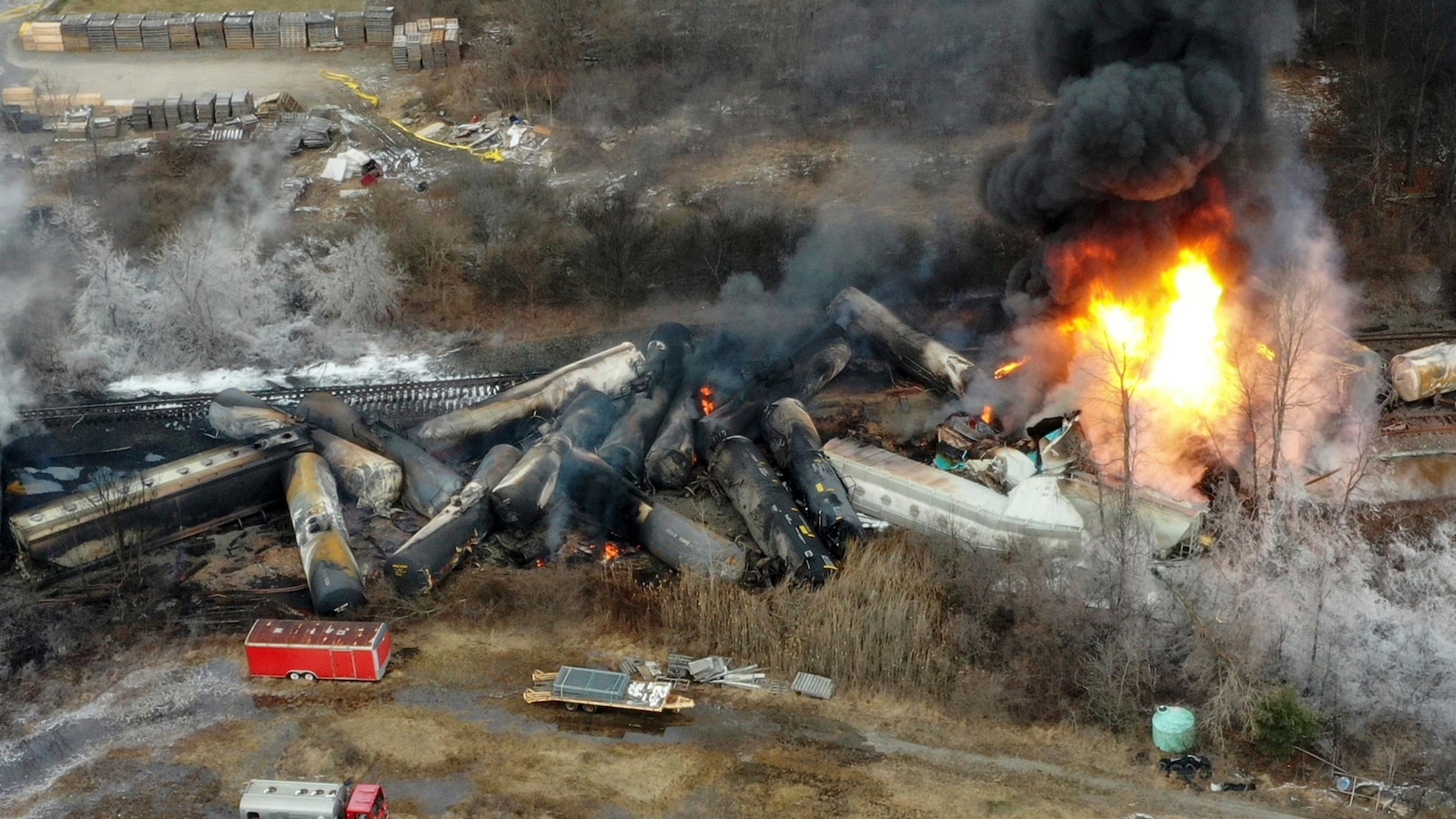 Whistleblower questions delays and mistakes in how EPA used sensor plane after fiery Ohio derailment