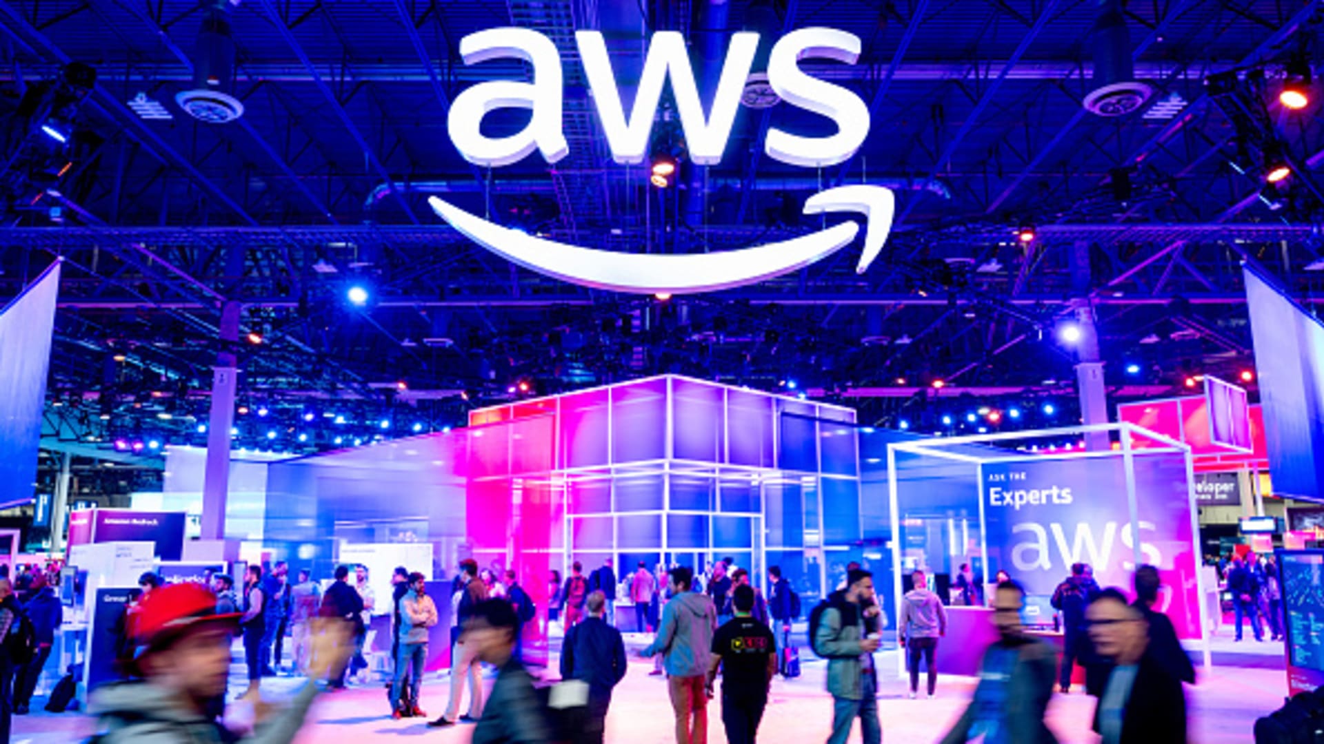 Amazon doubles the value of credits for startups to build on the AWS cloud