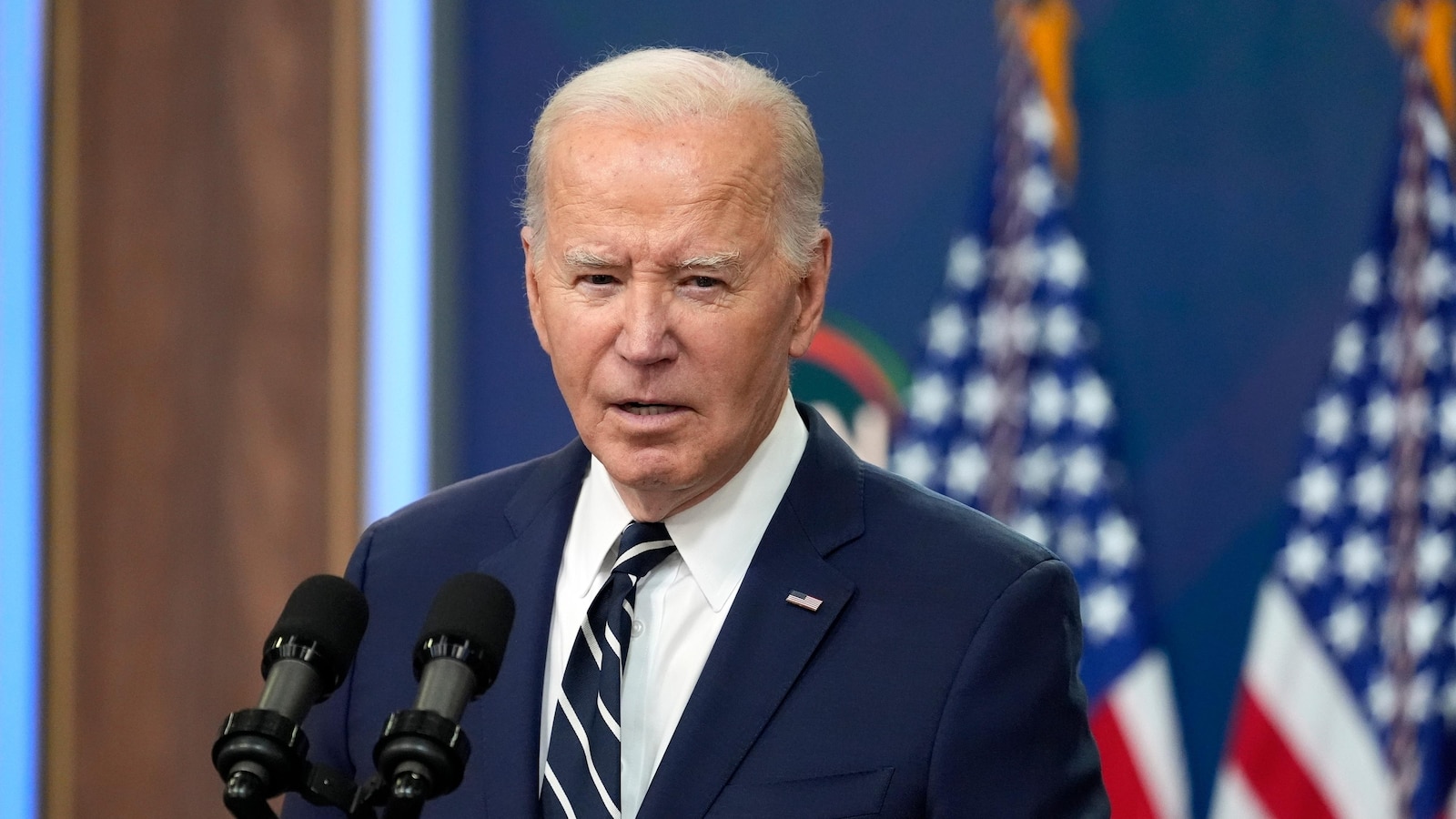 Biden's team asks CEOs how to further stimulate the economy, while Trump says things are on his side