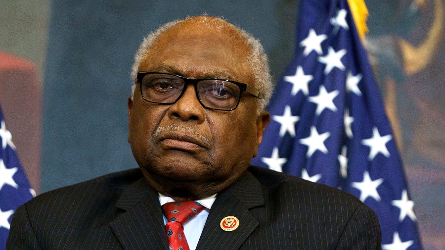 Clyburn on Trump's attempt to take credit for insulin price: 'How can you be so brazen with your lies'