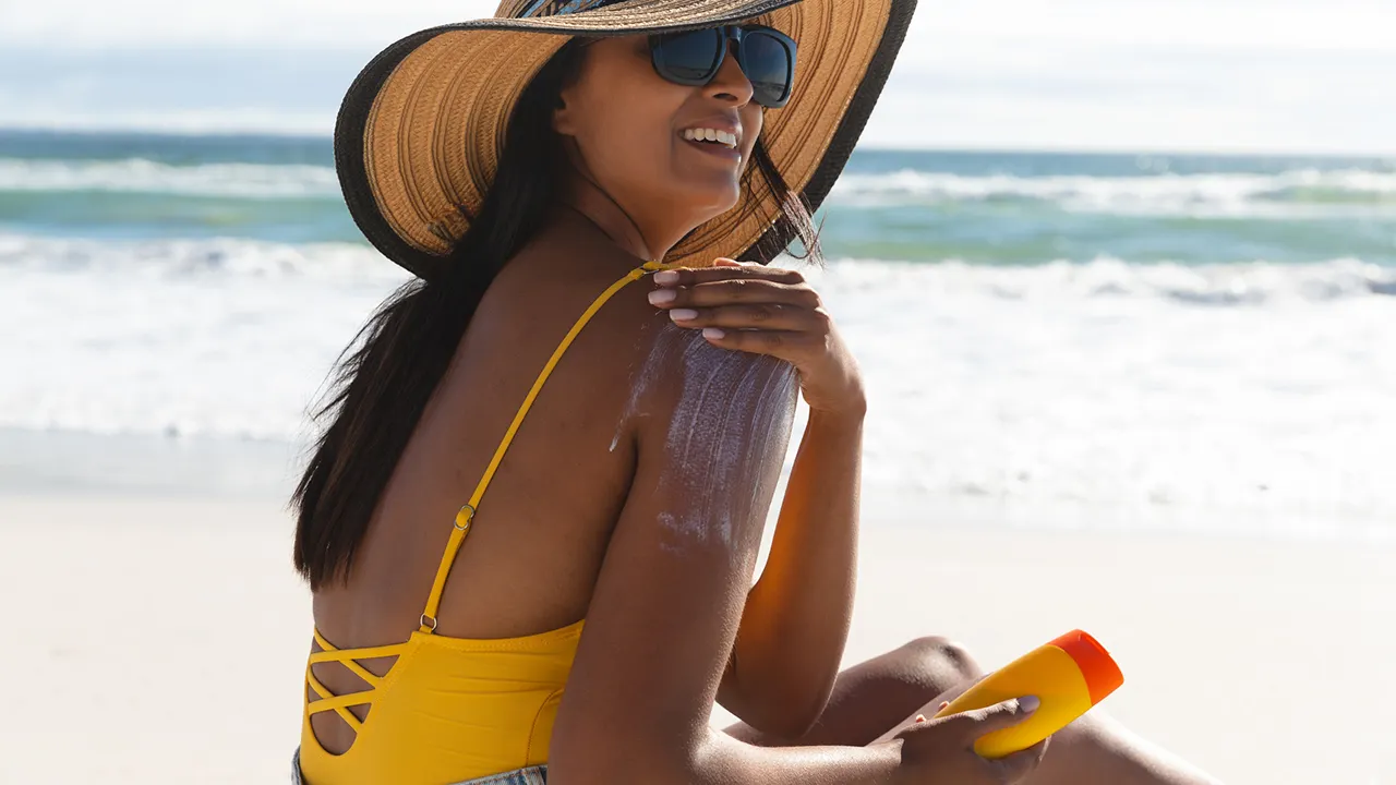Does sunscreen cause skin cancer?  Doctors deny claims on social media