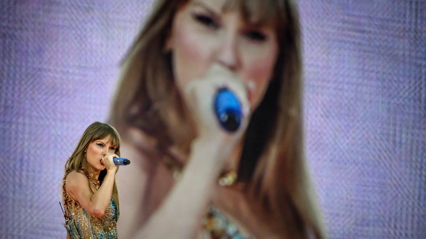 How long can Taylor Swift dominate the album chart?  : NPR