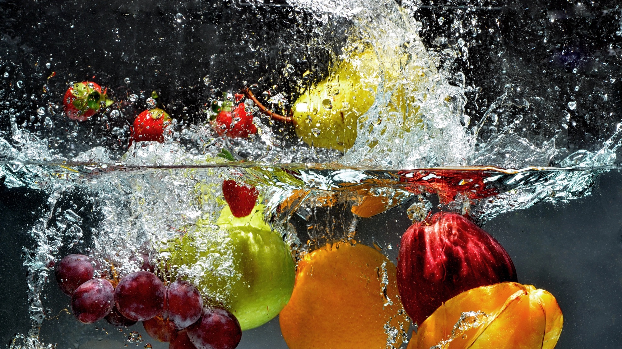 How to properly wash fruits and vegetables