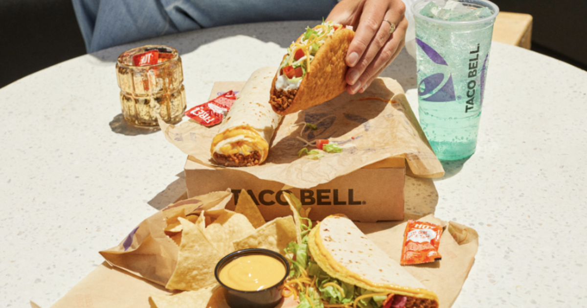 Taco Bell is joining the cheap meal trend with the launch of the $7 Luxe Cravings Box. Here's what's inside.