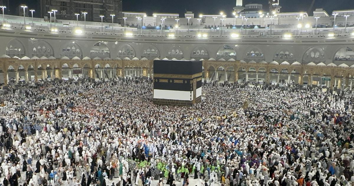 The death toll during the Hajj pilgrimage rises to 1,300 due to extremely high temperatures