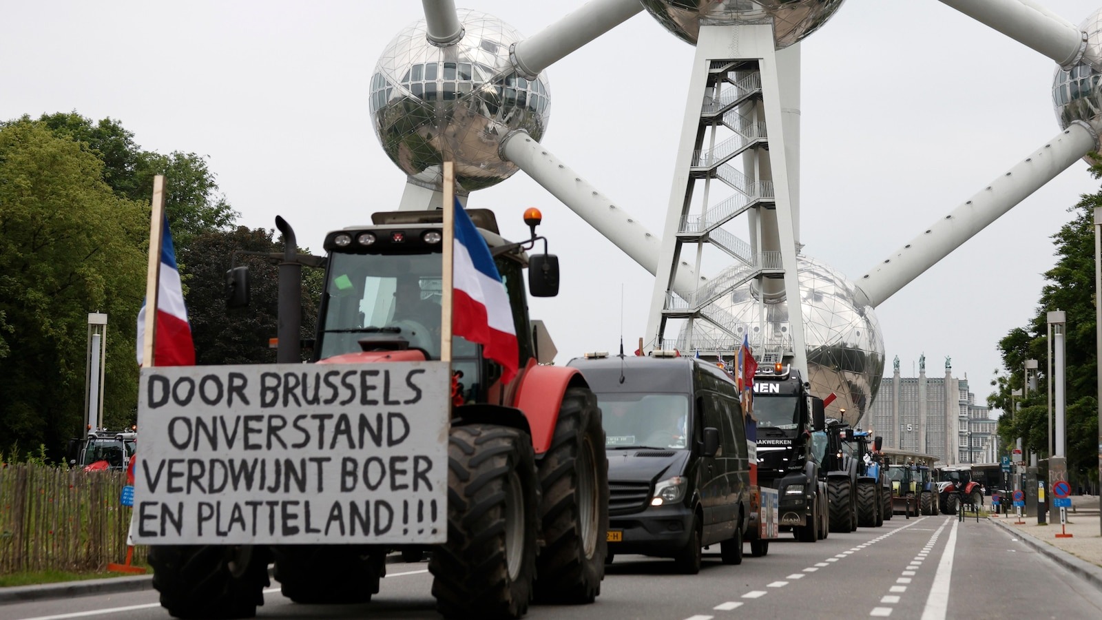 Tractors are once again thundering through the streets in the run-up to the EU elections.  Agriculture is a major problem and the extreme right is taking advantage