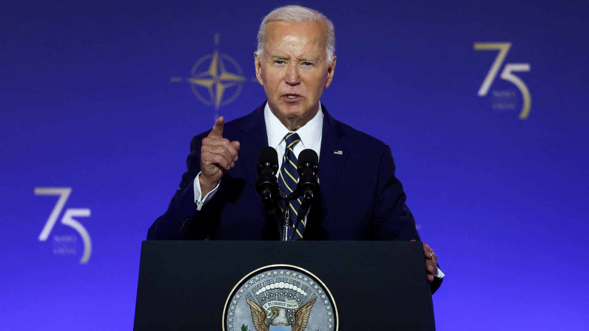 Biden announces NATO aid to Ukraine as re-election campaign falters