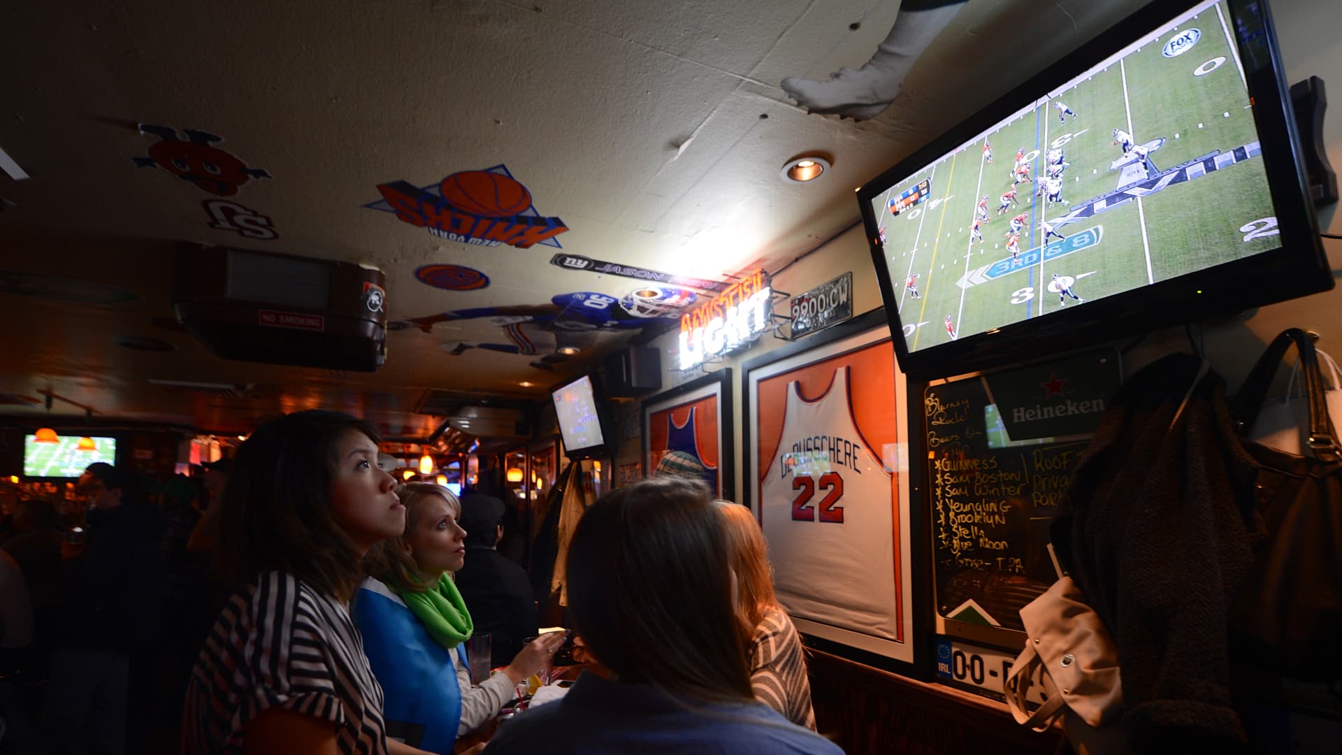 NFL, RedBird's EverPass to feature Sunday Ticket in bars, restaurants