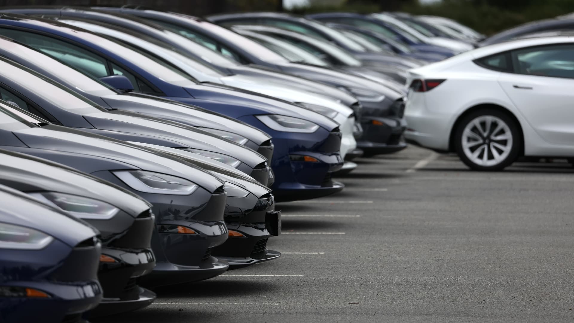 Why Electric Vehicles Have a Leasing Problem